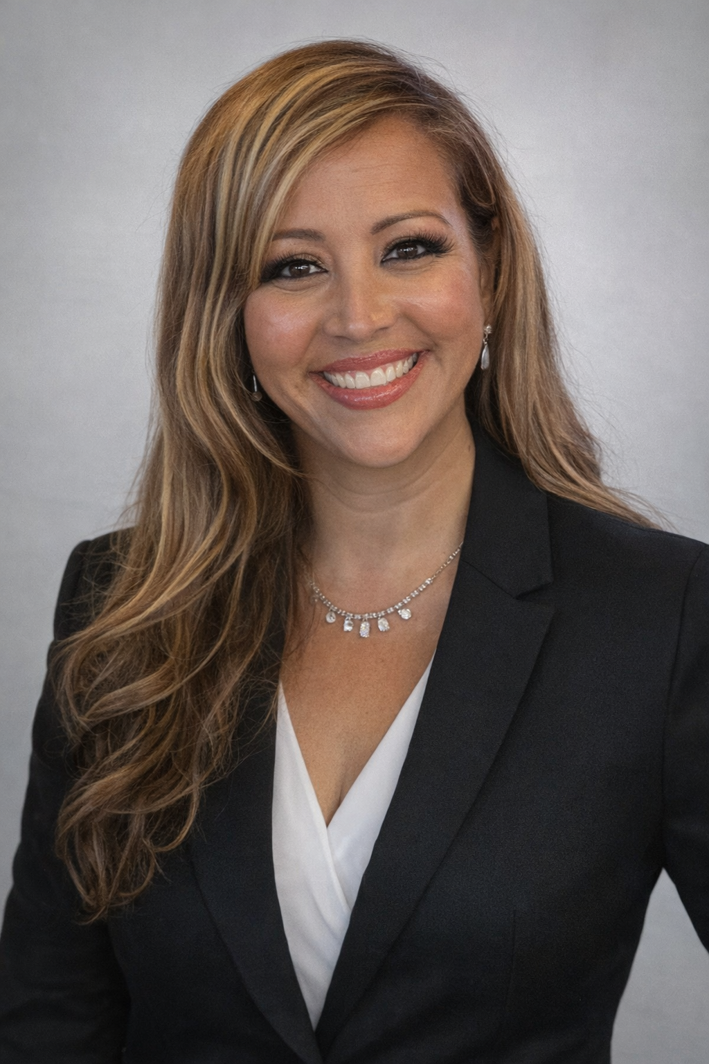 Liza J Torres Oquendo <small style="font-size: 12px; font-style: italic">(TL-A4B325)</small>