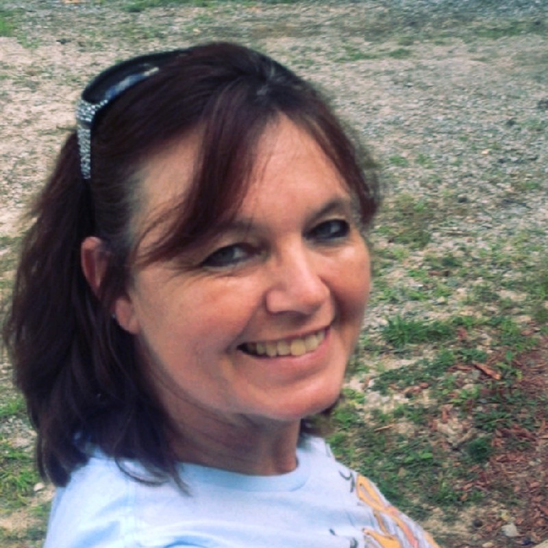 Lisa Jones <small style="font-size: 12px; font-style: italic">(TL-B22319)</small>